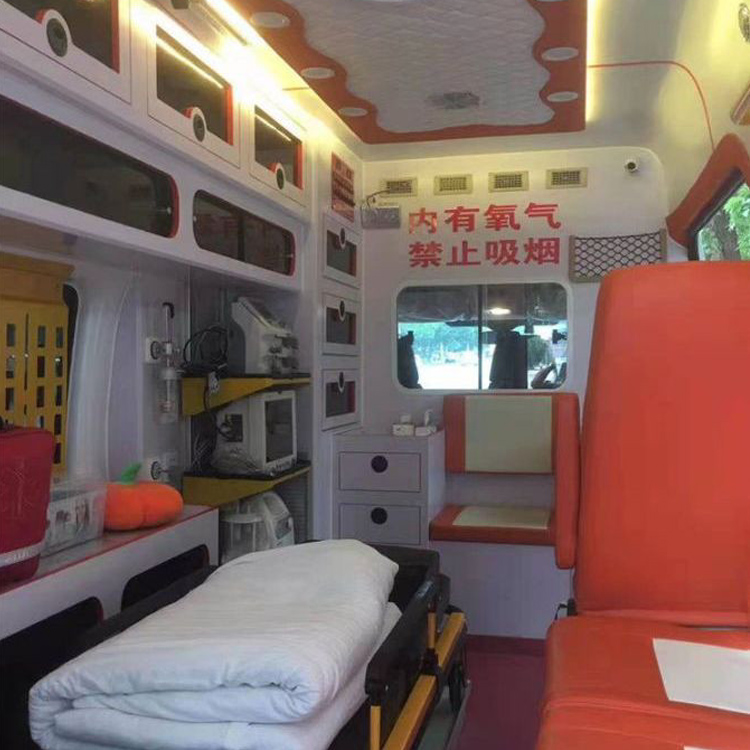 镇宁癌症租赁救护车转运:为生命护航的科技与人文关怀